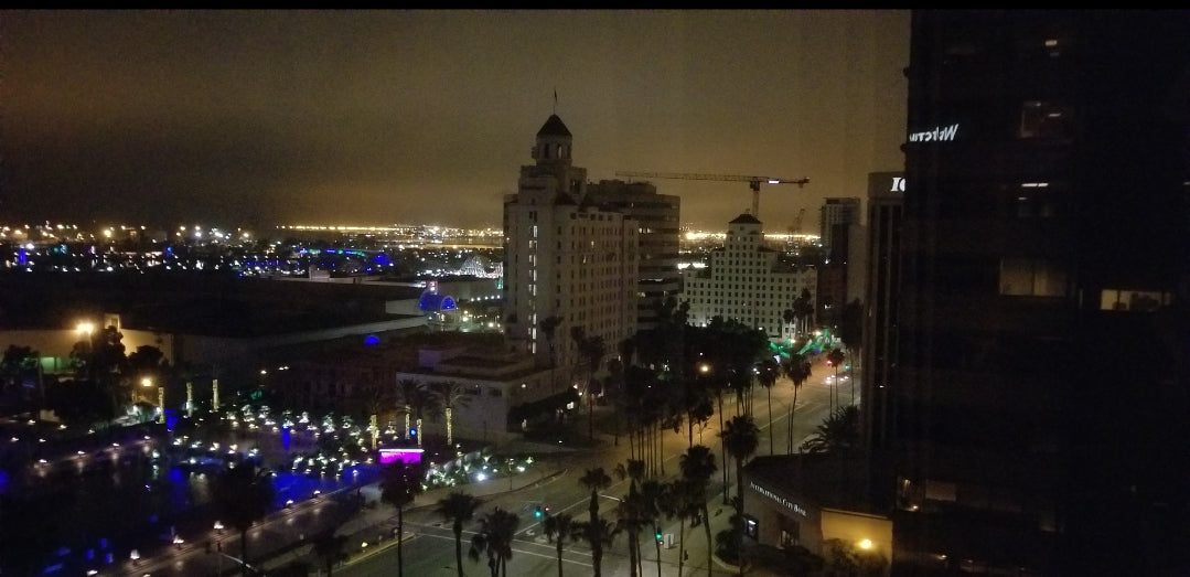 Los Angeles LAX EXPRESS 24/7 PRIVATE MINIVANS FROM LAS VEGAS.